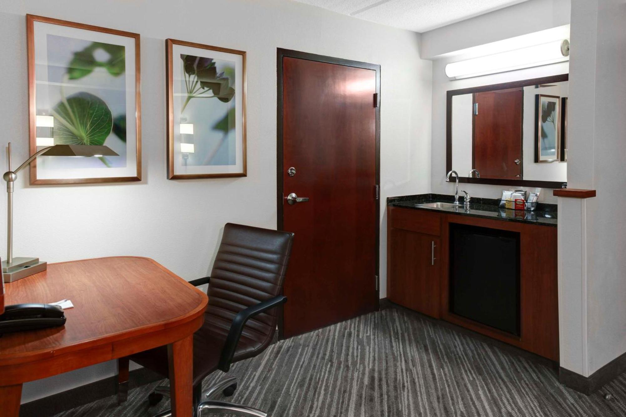 Hyatt Place Detroit/Livonia Eksteriør bilde