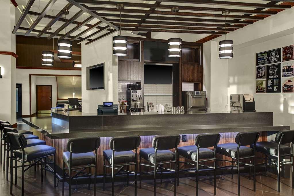 Hyatt Place Detroit/Livonia Restaurant bilde