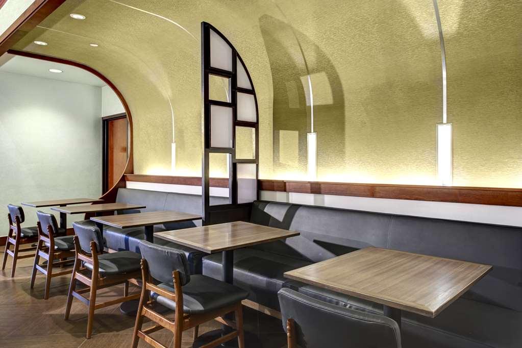 Hyatt Place Detroit/Livonia Restaurant bilde